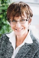 Brenda Andrews headshot