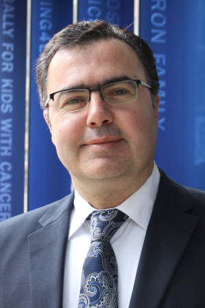 Headshot of Farzad Khalvati