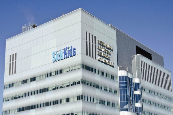 Peter Gilgan Centre for Research and Learning exterior